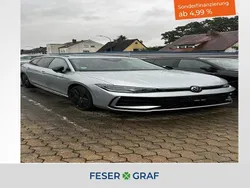 Oyster silver metallic Gebraucht 2025 VW Passat R-line Kombi | 46.450 € (Fairer Preis)