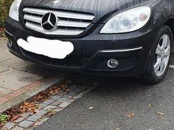 Schwarz Gebraucht 2009 Mercedes B200 Van / Kleinbus | 5.300 € (Fairer Preis)