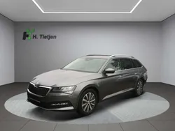 Grau Gebraucht 2022 Skoda Superb Ambition Kombi | 35.990 € (Teuer)