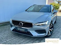 Grau Gebraucht 2024 Volvo V60 Core Kombi | 41.990 € (Fairer Preis)