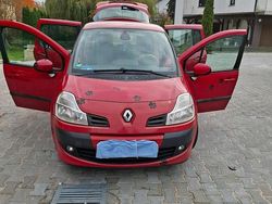 Rot Gebraucht 2009 Renault Modus Van / Kleinbus | 1.740 € (Fairer Preis)