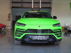 Grün Gebraucht 2021 Lamborghini Urus SUV | 270.011 € (Teuer)