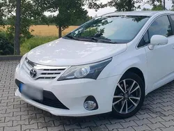 Weiß Gebraucht 2014 Toyota Avensis T2 Kombi | 7.700 € (Etwas zu teuer)