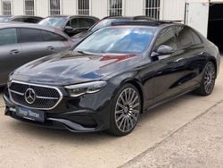 Schwarz Gebraucht 2024 Mercedes E220 AMG Line Premium Limousine | 69.999 €
