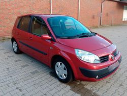 Rot Gebraucht 2005 Renault Scénic II Exception Van / Kleinbus | 2.950 € (Fairer Preis)