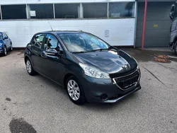 Grau Gebraucht 2012 Peugeot 208 Active Kleinwagen | 4.990 € (Fairer Preis)