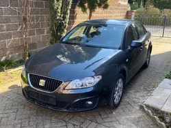 Grau Gebraucht 2010 Seat Exeo Reference Limousine | 4.499 € (Fairer Preis)