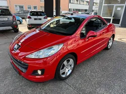 Rot Gebraucht 2009 Peugeot 207 CC Premium Cabrio | 3.990 € (Fairer Preis)