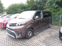 Braun Gebraucht 2017 Toyota Proace Verso Executive Kombi | 27.000 € (Guter Preis)