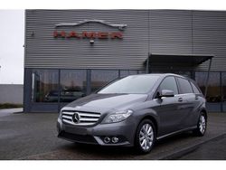 Grau Gebraucht 2013 Mercedes B200 Van / Kleinbus | 11.900 € (Fairer Preis)