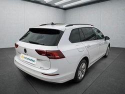Weiß Gebraucht 2024 VW Golf VIII Kombi | 27.199 € (Fairer Preis)