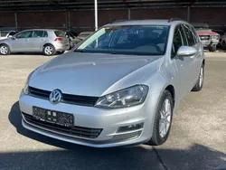 Reflexsilber metallic Gebraucht 2013 VW Golf VII Comfortline Kombi | 7.350 € (Guter Preis)