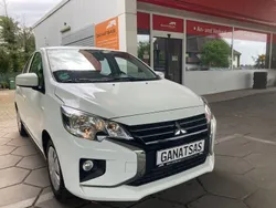 Weiß Gebraucht 2021 Mitsubishi Space Star Basis Limousine | 7.490 € (Fairer Preis)
