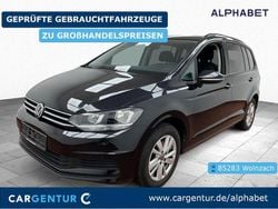 Deep black perleffekt Gebraucht 2022 VW Touran Comfortline Van / Kleinbus | 24.690 € (Superpreis)