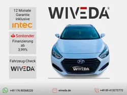 Weiß Gebraucht 2016 Hyundai i40 Trend Kombi | 12.999 € (Fairer Preis)