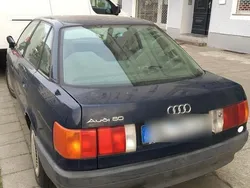 Audi 80