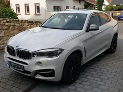 Weiß Gebraucht 2016 BMW X6 M50 SUV | 43.500 € (Etwas zu teuer)