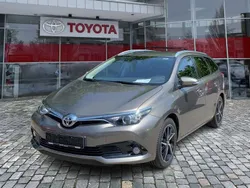 Gray (metallic) Gebraucht 2017 Toyota Auris Edition-S Kombi | 12.990 € (Etwas zu teuer)