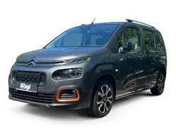 Grau Gebraucht 2021 Citroën Berlingo PureTech Van / Kleinbus | 26.765 € (Fairer Preis)