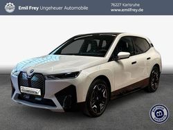Weiß Gebraucht 2024 BMW iX SUV | 52.890 € (Fairer Preis)