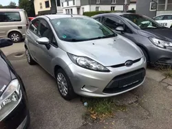 Silber Gebraucht 2011 Ford Fiesta Ambiente Kleinwagen | 3.990 € (Fairer Preis)