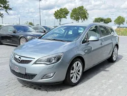 Silber Gebraucht 2011 Opel Astra Kombi | 4.950 € (Guter Preis)