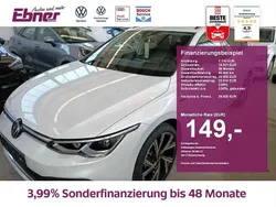 Oryxweiß perlmutteffekt Gebraucht 2023 VW Golf VIII Sportline Kombi | 29.620 € (Fairer Preis)