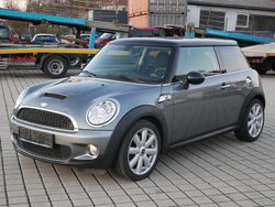 Grau Gebraucht 2007 Mini Cooper S Coupé Coupé | 6.890 €