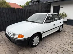 Silber Gebraucht 1992 Opel Astra Kombi | 1.299 €