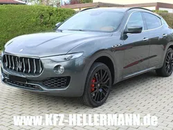Schwarz Gebraucht 2017 Maserati Levante SUV | 42.990 € (Guter Preis)