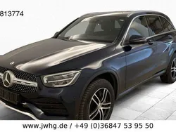 Blau Gebraucht 2022 Mercedes GLC300e AMG line SUV | 34.950 € (Fairer Preis)