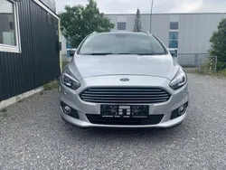 Silber Gebraucht 2020 Ford S-MAX Business Edition Van / Kleinbus | 13.500 € (Superpreis)