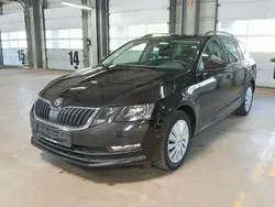 Schwarz Gebraucht 2019 Skoda Octavia Ambition Kombi | 15.990 € (Fairer Preis)