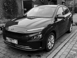 Blau Gebraucht 2022 Hyundai Kona Prime SUV | 28.800 € (Etwas zu teuer)