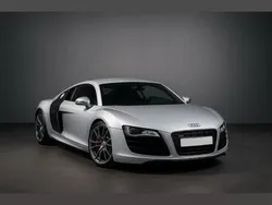 Weiß Gebraucht 2010 Audi R8 Coupé Coupé | 240.000 €