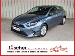 Yukagrau Neu 2025 Kia Ceed Kleinwagen | 25.750 € (Teuer)
