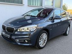 Grau Gebraucht 2016 BMW 220 Active Tourer Luxury Line Van / Kleinbus | 14.950 € (Fairer Preis)