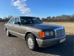 Grau Gebraucht 1988 Mercedes S300 SE Limousine | 11.900 €
