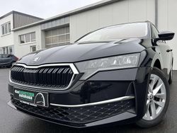 Schwarzmagic (metallic) Gebraucht 2024 Skoda Octavia Selection Kombi | 29.860 € (Guter Preis)