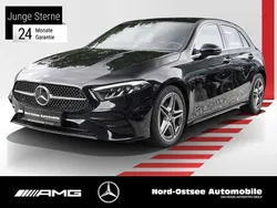 Metalliclack kosmosschwarz Gebraucht 2024 Mercedes A200 AMG Limousine | 30.490 € (Guter Preis)