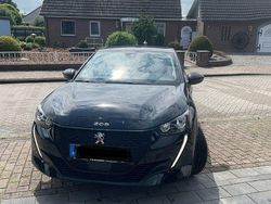 Schwarz Gebraucht 2022 Peugeot e-208 Allure Kleinwagen | 18.300 € (Fairer Preis)