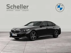 Black sapphire Neu 2025 BMW 520 M Sport Limousine | 83.712 €