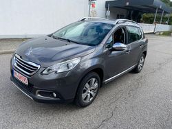 Braun Gebraucht 2014 Peugeot 2008 Allure SUV | 5.999 € (Guter Preis)