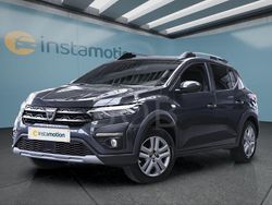 Grau Gebraucht 2021 Dacia Sandero Stepway Kleinwagen | 10.749 € (Fairer Preis)