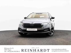 Graphitegrau metallic Gebraucht 2024 Skoda Octavia SportLine Kombi | 32.883 € (Guter Preis)
