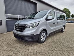 Highland grau metallic Neu 2025 Renault Trafic Evolution Van / Kleinbus | 38.490 € (Fairer Preis)