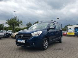 Blau Gebraucht 2016 Dacia Dokker Celebration Van | 10.999 € (Fairer Preis)