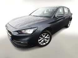 Magnetic grau metallic Gebraucht 2020 Seat Leon Style | 18.868 € (Fairer Preis)