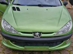 Grün Gebraucht 2003 Peugeot 206 CC Cabrio | 450 € (Superpreis)