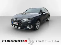 Grau Gebraucht 2023 Audi A3 Sportback Advanced Limousine | 30.949 €